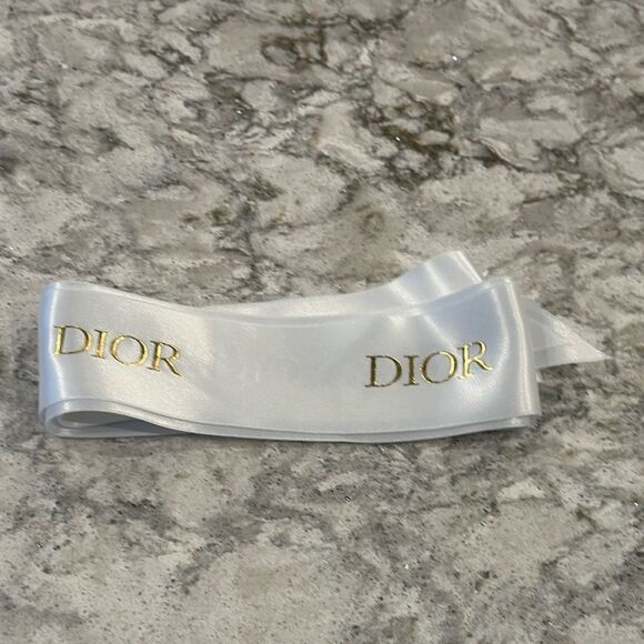 🌟 Elegant 2-Inch White Dior Ribbon - 107 Inches - Picture 1 of 1